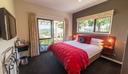 Superior Double Room (Kiwi Room)