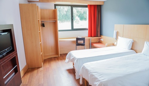 Standard Room, 2 Twin Beds