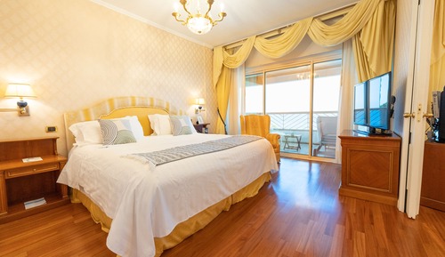 Suite Royal con Vista Mare