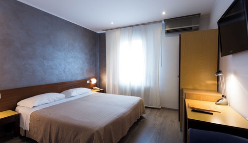 Double Room Single Use