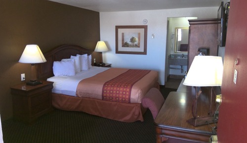 Standard Room, 1 King Bed, Non Smoking