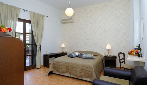Triple Room, Ground Floor