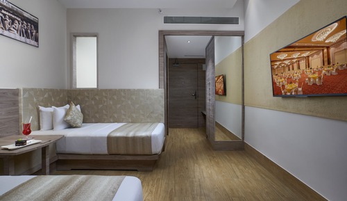 Two Room Luxury Suite Royale Wing