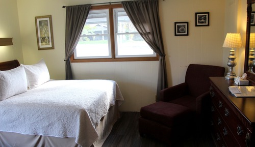 Superior Single Room, Ensuite (04 - 1 Queen size bed)