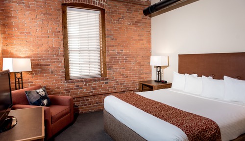 Classic Room, 1 King Bed