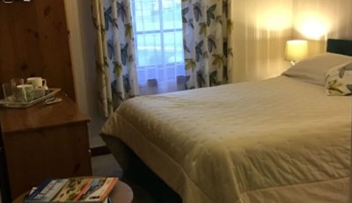 Family Room (2 Adults + 2 Children)