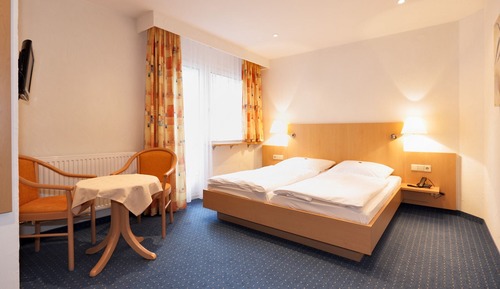 Economy Double Room