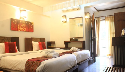 Standard Twin Room (Shower)