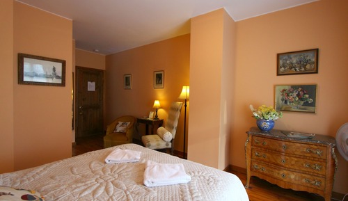 Deluxe Double Room, Private Bathroom, Garden View (Lille)
