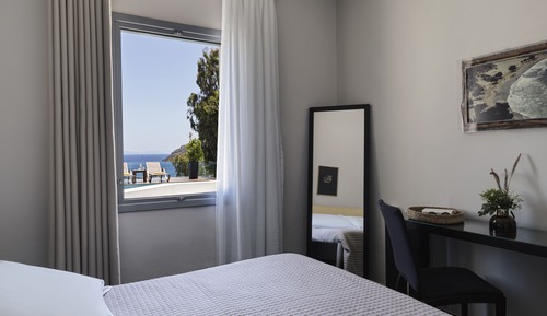 Upper-Level Suite with Sea View