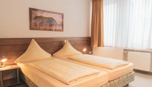Basic Double Room, 1 Double Bed