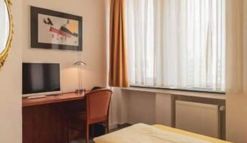Small Double Room