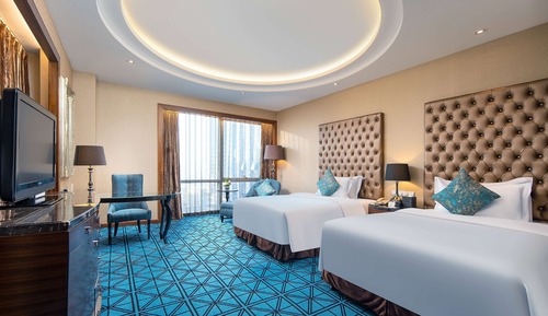 Club Room, 1 King Bed, Smoking