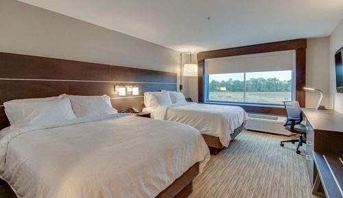 Standard Room, 2 Queen Beds, Accessible Bathtub (Communications)