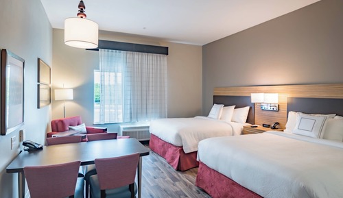 Studio, 2 Queen Beds (Hearing Accessible)