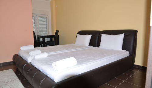 Classic Twin Room