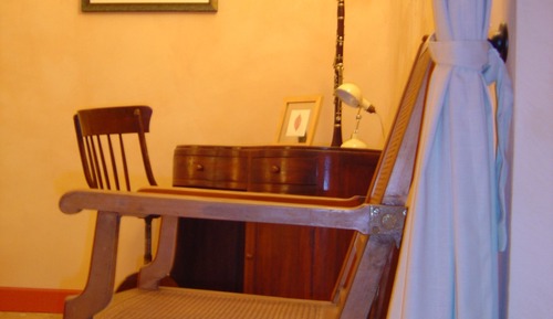 Traditional Double Room, 1 Queen Bed, Private Bathroom, Garden View (Damona)