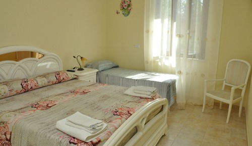 Basic Triple Room