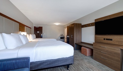 Suite, Multiple Beds