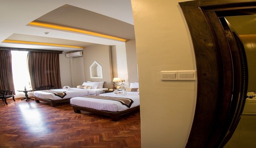 Deluxe Twin Room