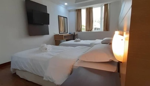 Standard Twin Room