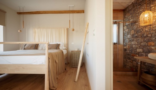 Luxury Apartment (Three)