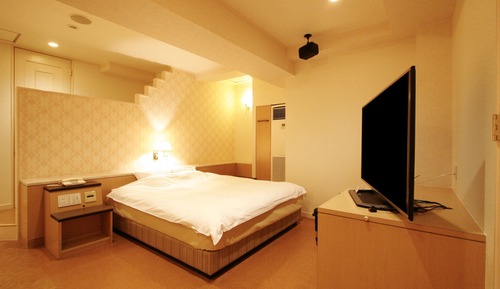 City Double Room, 1 Bedroom, Smoking, Bathtub (A)