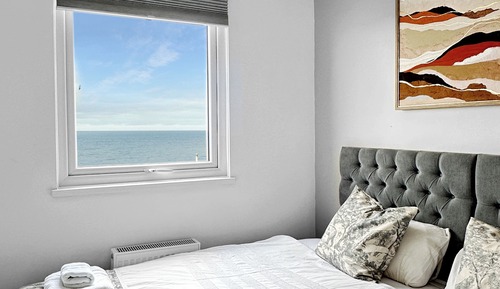 10 Apartment with Sea View: Loft Type 3rd Floor (plus 1 free baby)