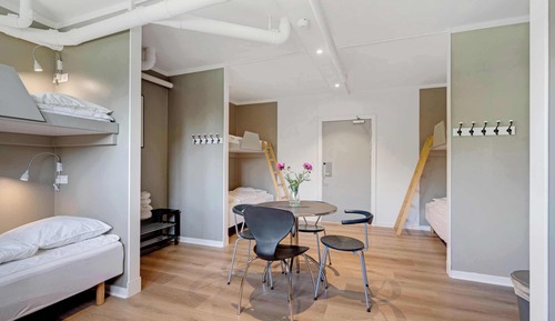 Basic Room, Shared Bathroom