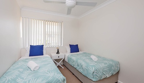 Basic Apartment, 2 Bedrooms, Poolside