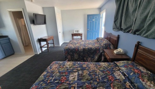 Room, 2 Double Beds, Non Smoking, Kitchenette