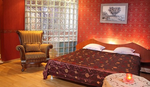 Junior Studio Suite (Spa Tub)