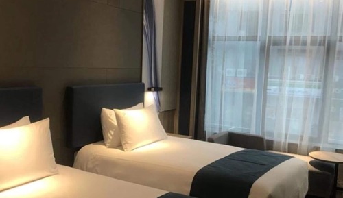 Elite Twin Room
