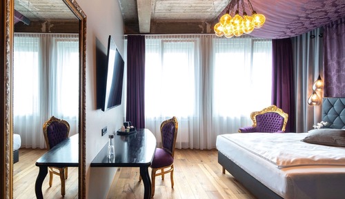 Comfort Room, 1 King Bed
