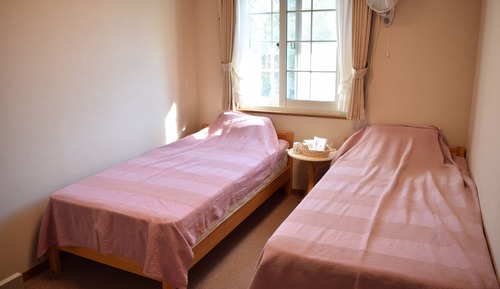 Small Western Style Room