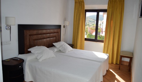 Basic Double Room