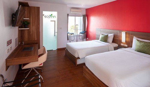 Deluxe, 2 Twin Beds, Non Smoking, City View