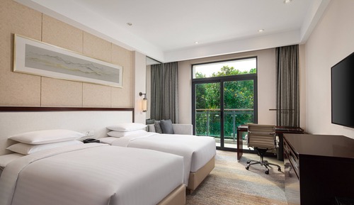Room, 2 Double Beds, Garden View