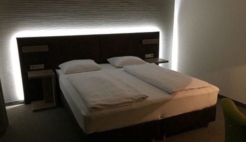 Comfort Single Room, 1 Large Twin Bed, Non Smoking