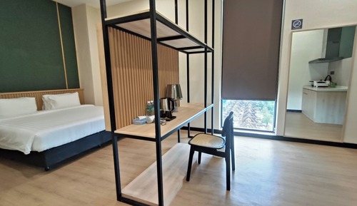 Executive Studio
