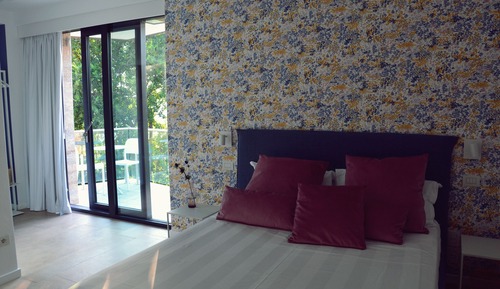 Deluxe Room (Tea)