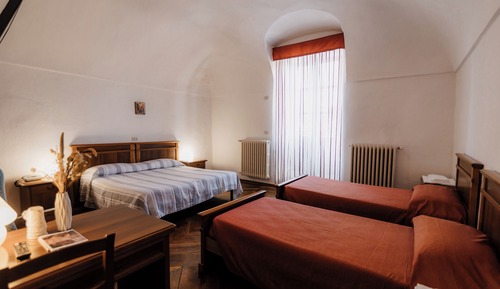 Classic Twin Room