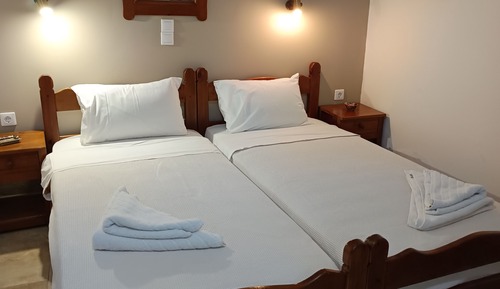 Standard Twin Room, Patio, Garden View