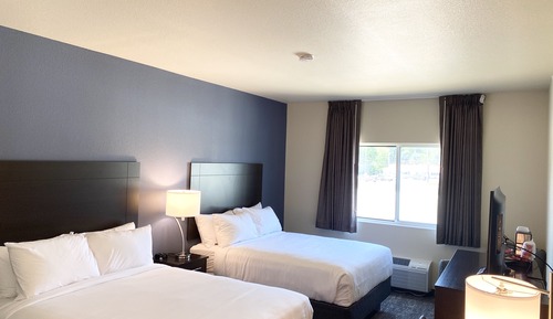 Two Queen Guestroom, Accessible Tub, Non-Smoking