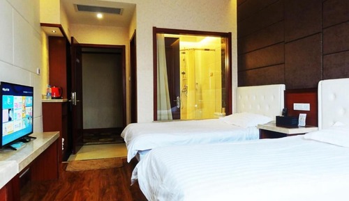 Twin Room, City View