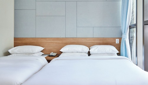 [Hotel Poco x M5 Seongsu] Deluxe Family Twin + Mission 5 Seongsu Arcade 30% D/C coupon for 2 people