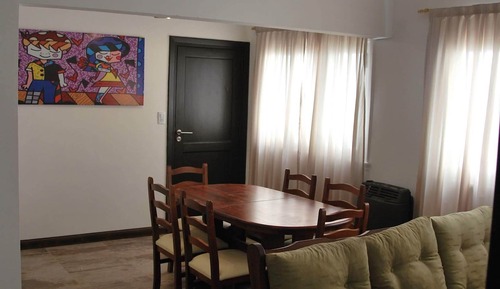 Basic Apartment, Multiple Beds