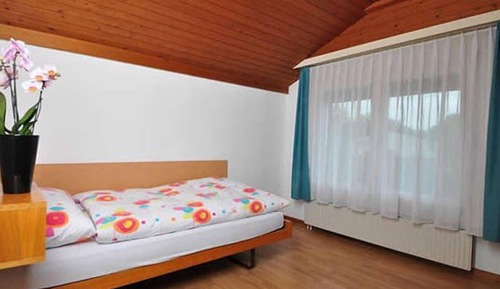 Single Room, Shared Bathroom
