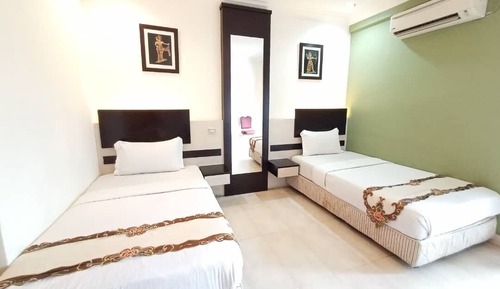 Deluxe Twin Room