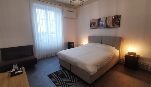 Hipster Suite (8)